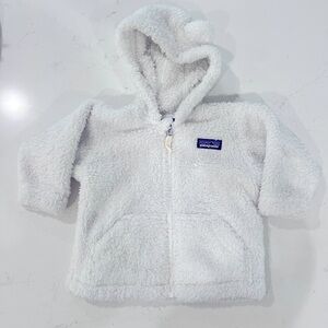 Patagonia Baby 3-6 Month white Furry Friends Fleece